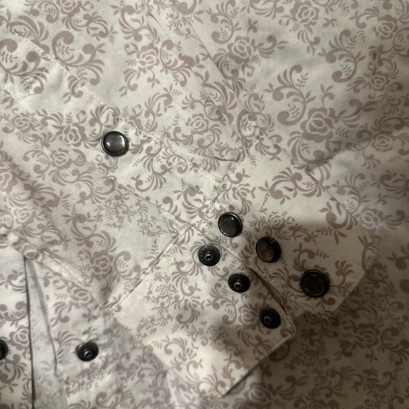 Roper Black and White Casual Button Down Shirt with Embroidery - Picture 4 of 7